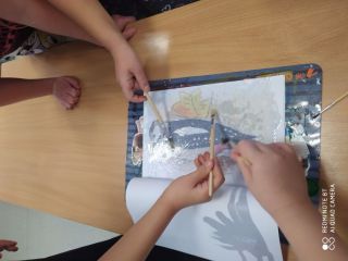 w %%C5%%9Bwiecie p i t zd 7